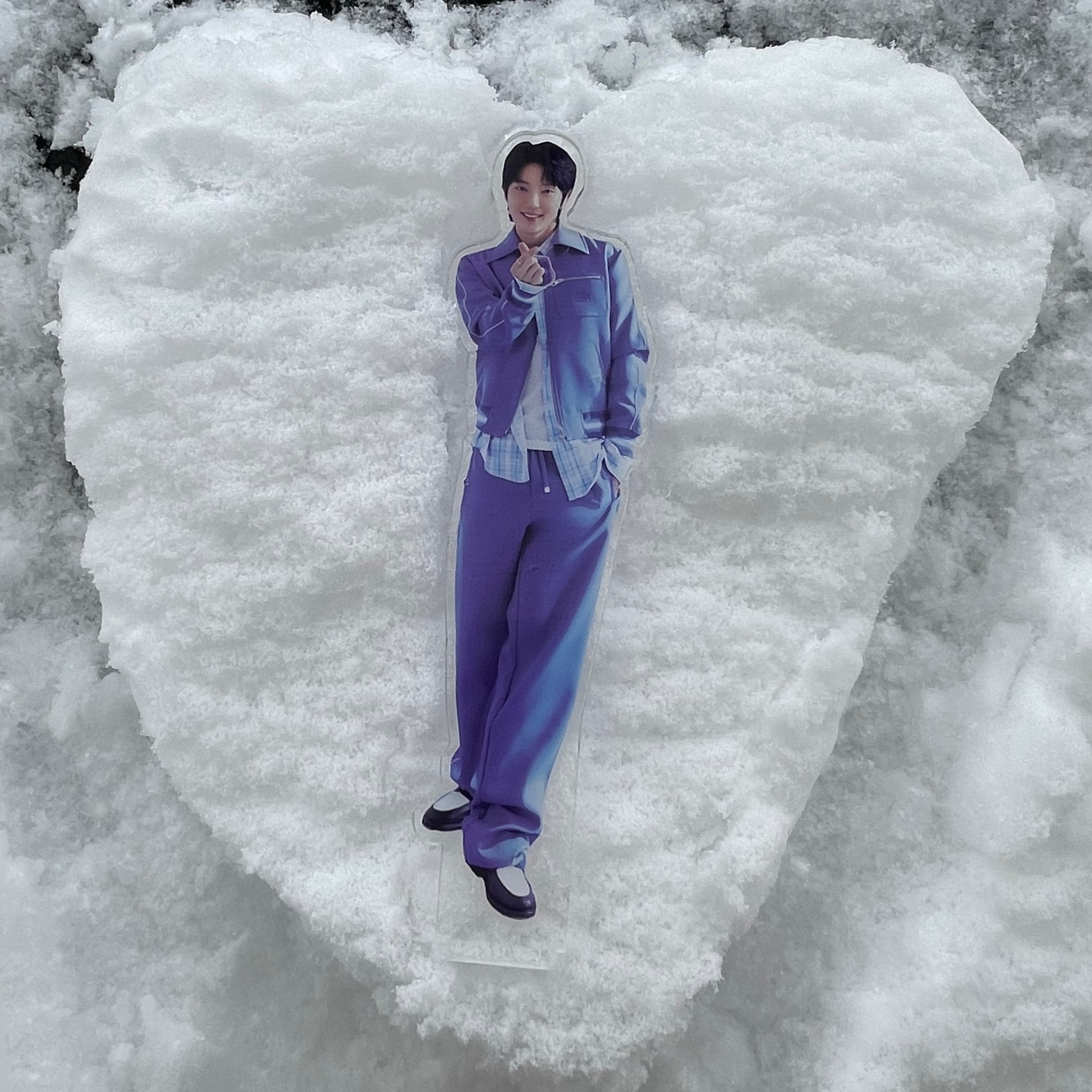 Behind-the-scenes cut of Lee Joongi