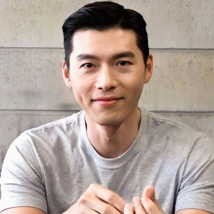 Foto kegiatan terbaru dari Hyun Bin