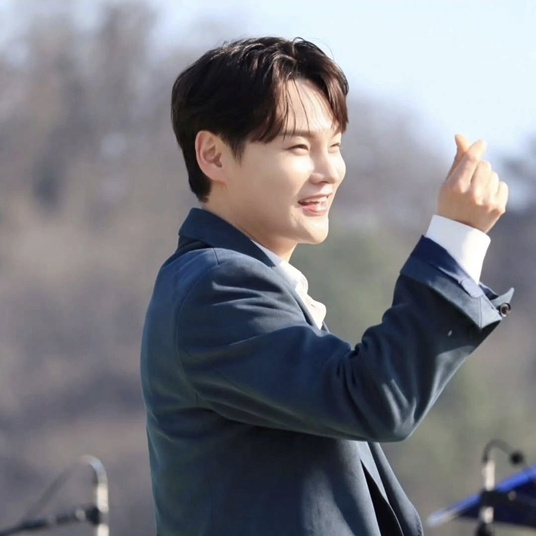 박서진 최근 활동샷