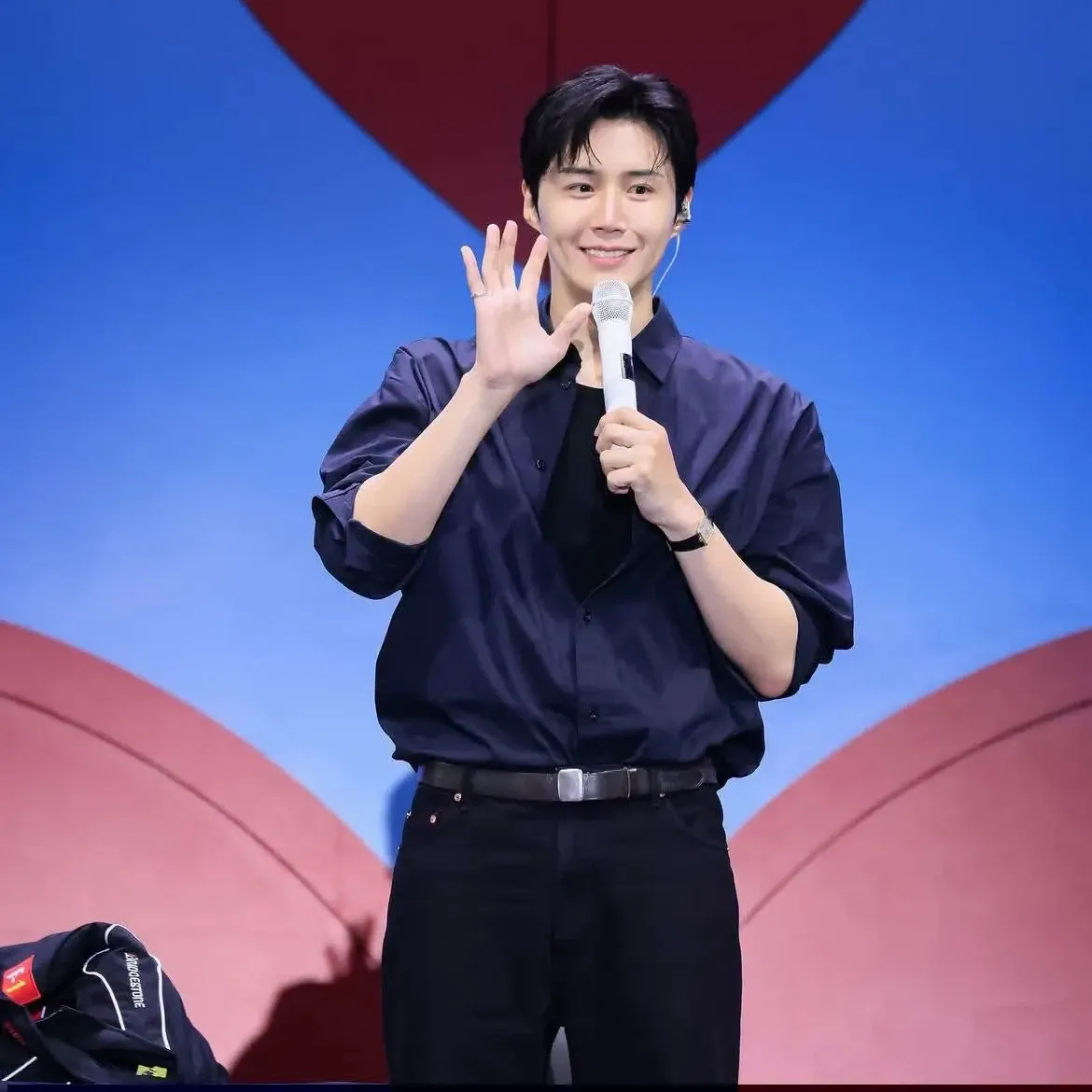 A moment captured by a fan of Kim Seonho
