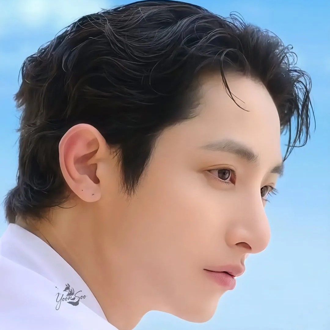 Behind-the-scenes cut of Lee Soohyuk