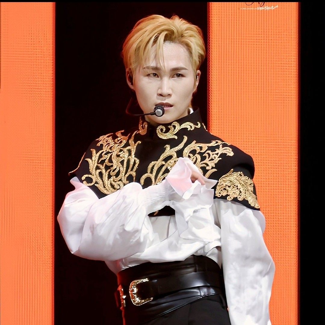 金熙栽的最新照片