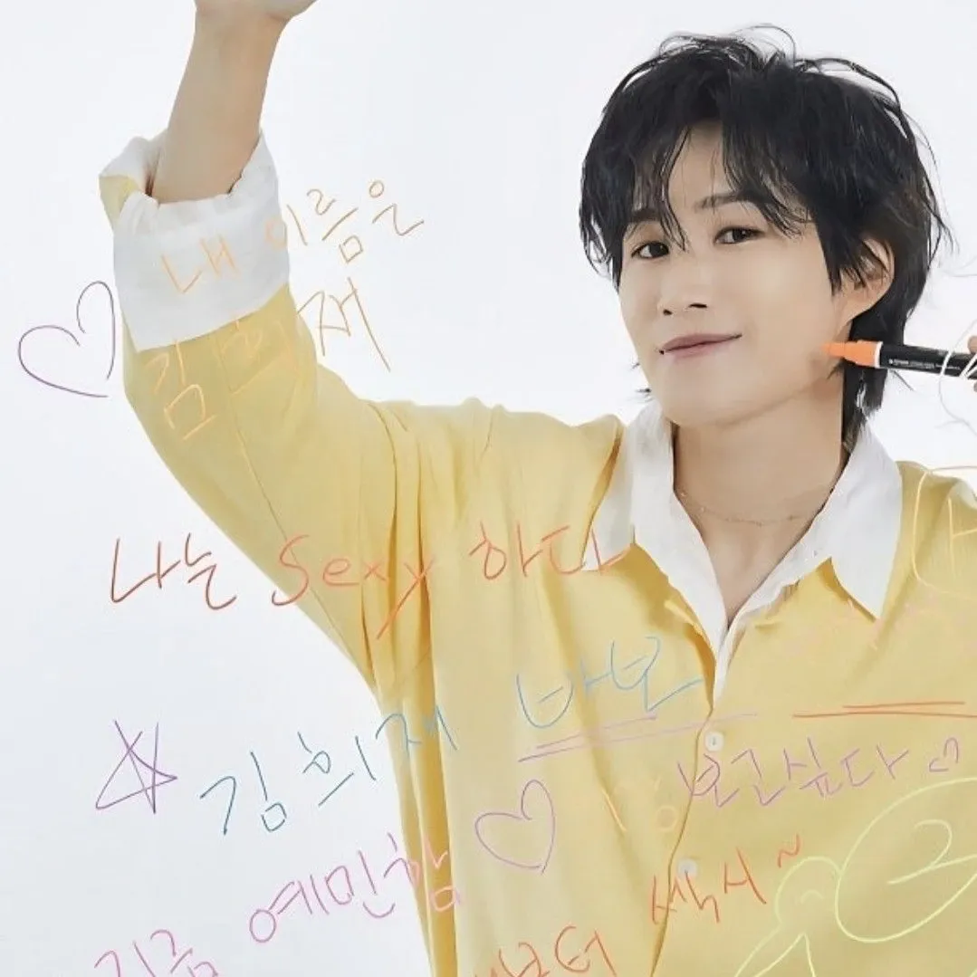 김희재의 비하인드 컷