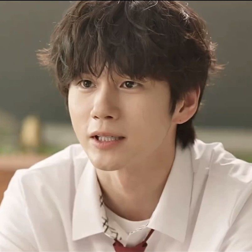 A moment captured by a fan of Ong Seongwu