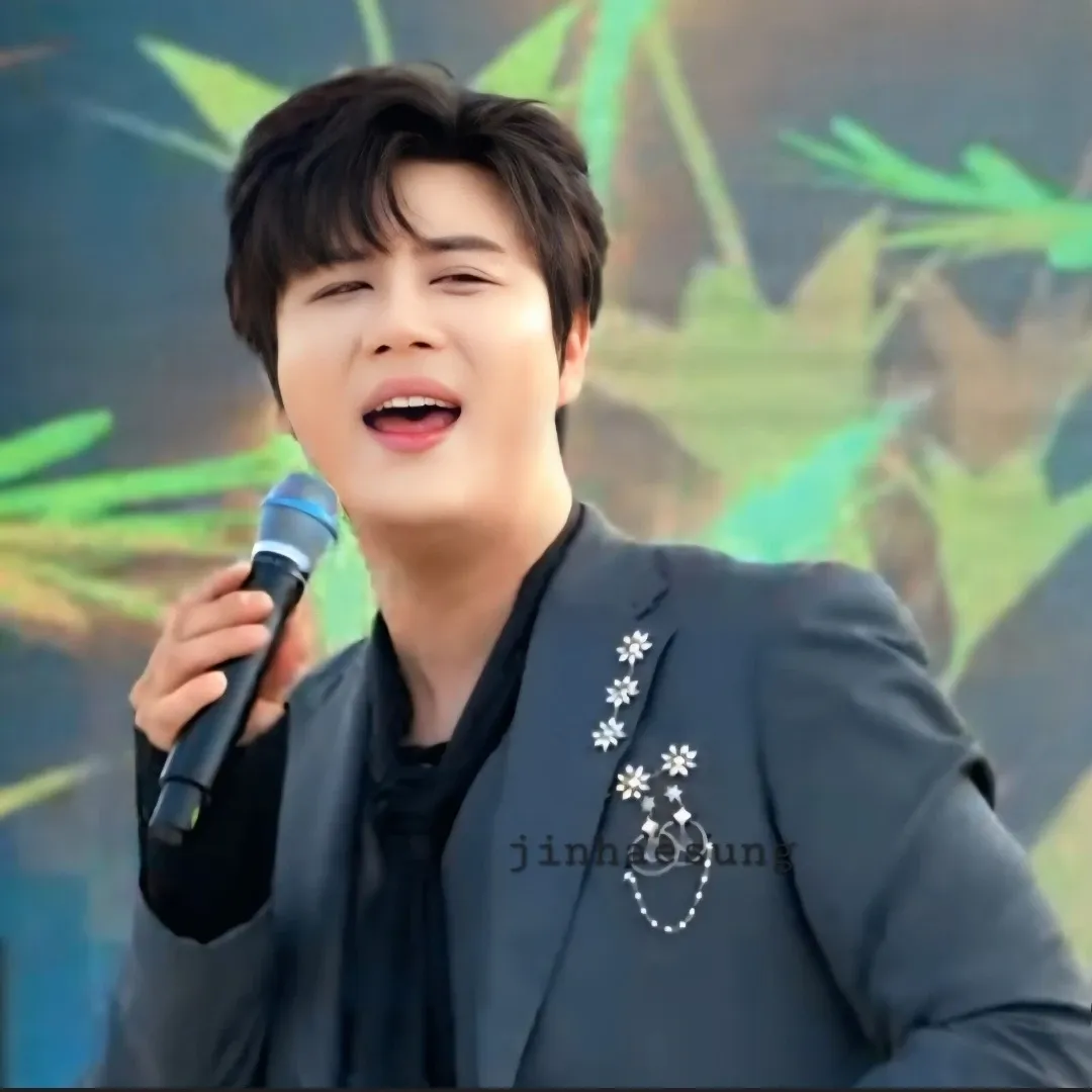 Recent activity shot of Jin Haesung