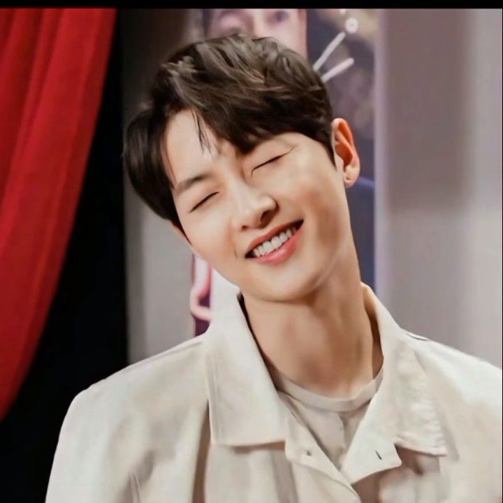 宋仲基的最新照片