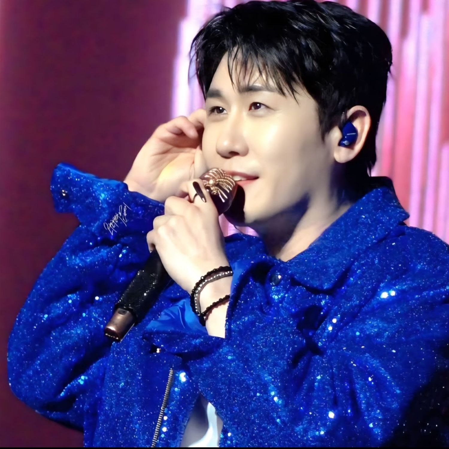 永卓的最新照片