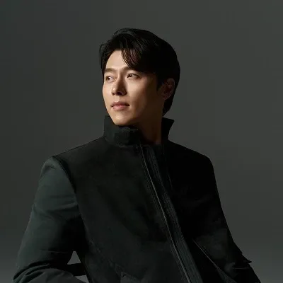 Momen yang diabadikan oleh penggemar Hyun Bin