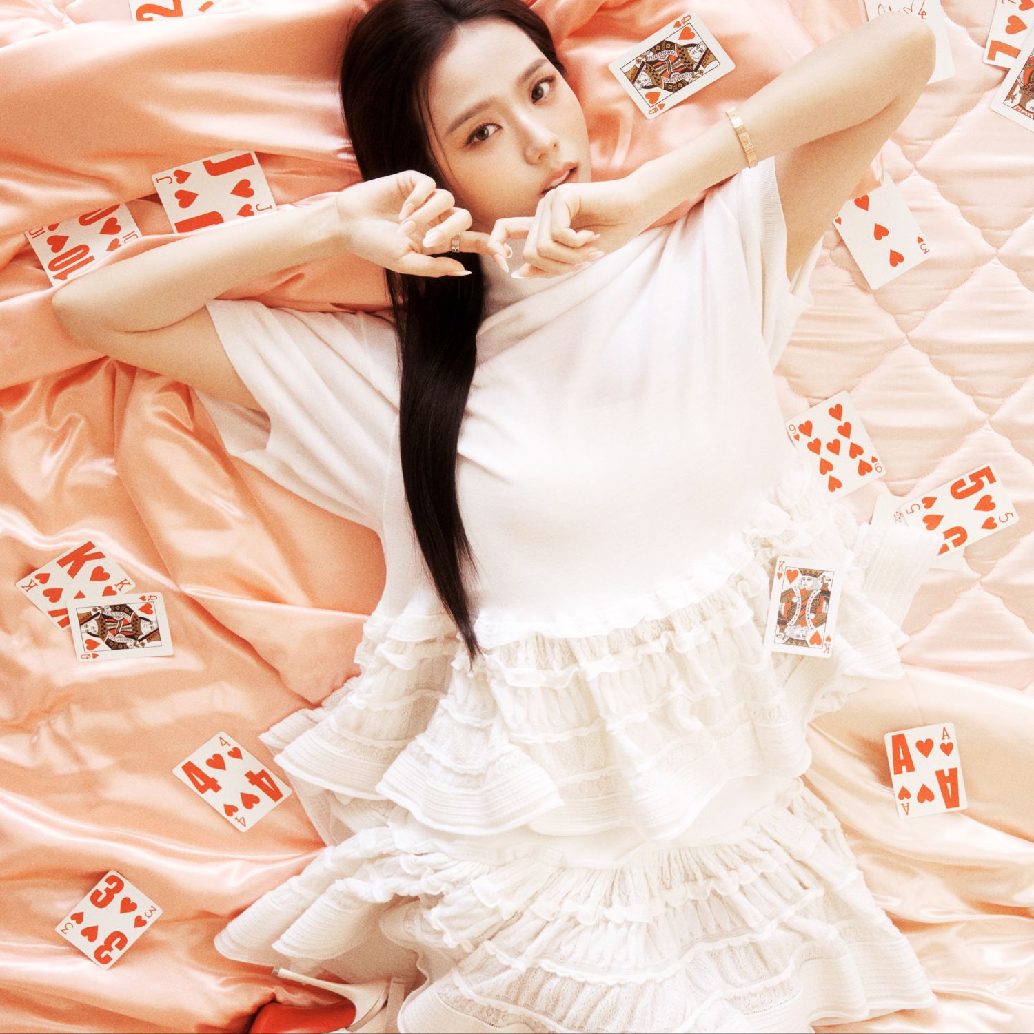 Latest photo of Jisoo (1995)