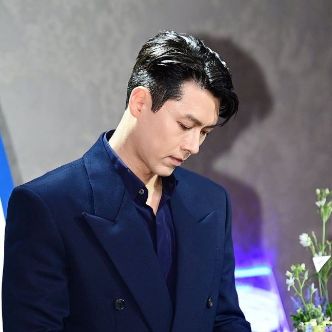 Foto kegiatan terbaru dari Hyun Bin