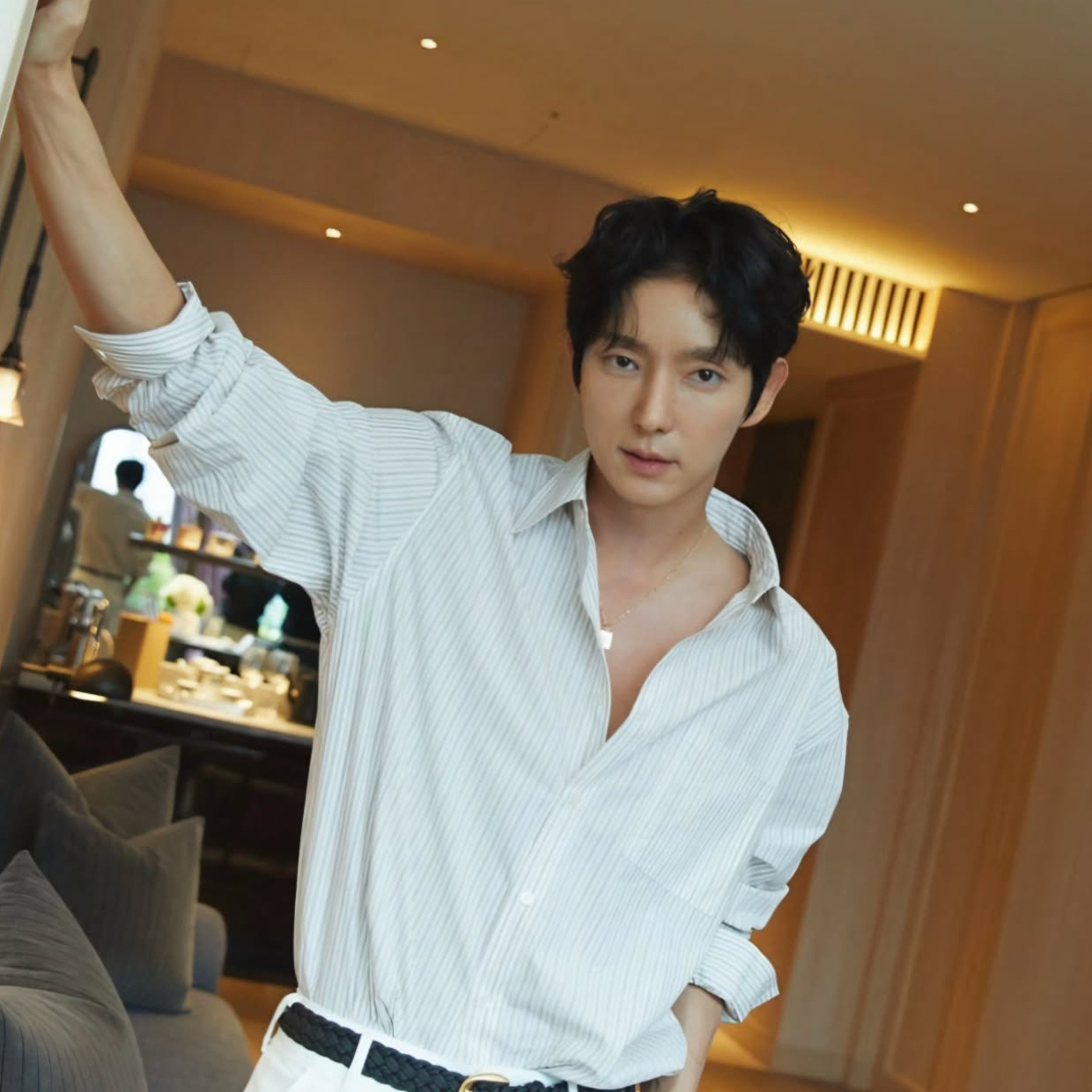 A moment captured by a fan of Lee Joongi