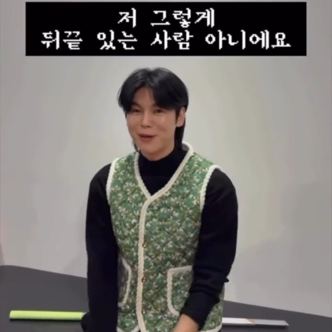 A moment captured by a fan of Kim Junsu (1991)