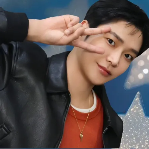 Momen yang diabadikan oleh penggemar Rowoon