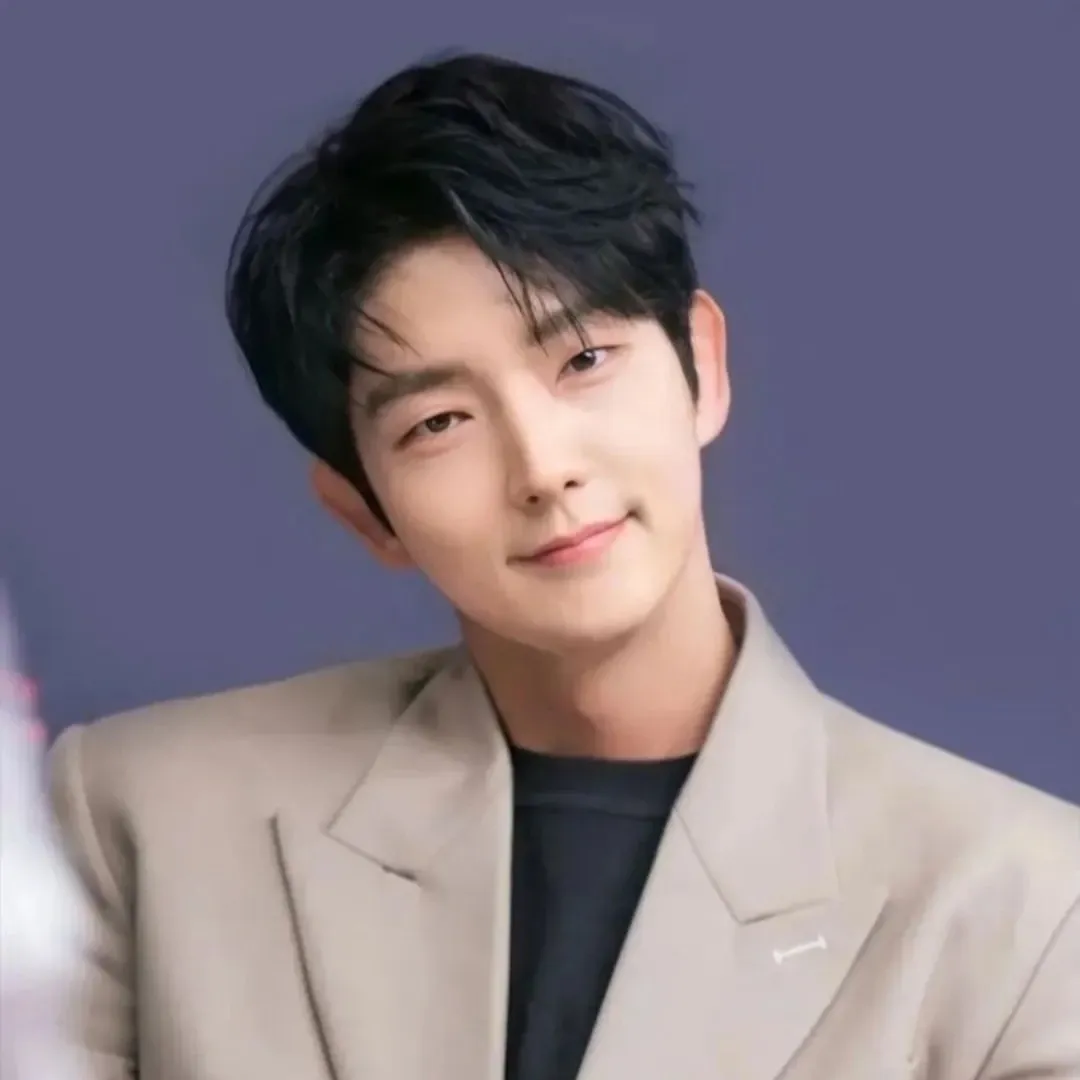 이준기의 최신 사진