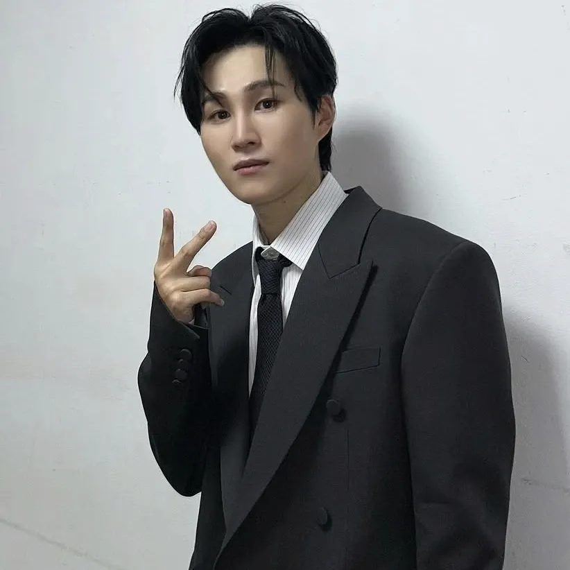김희재의 비하인드 컷
