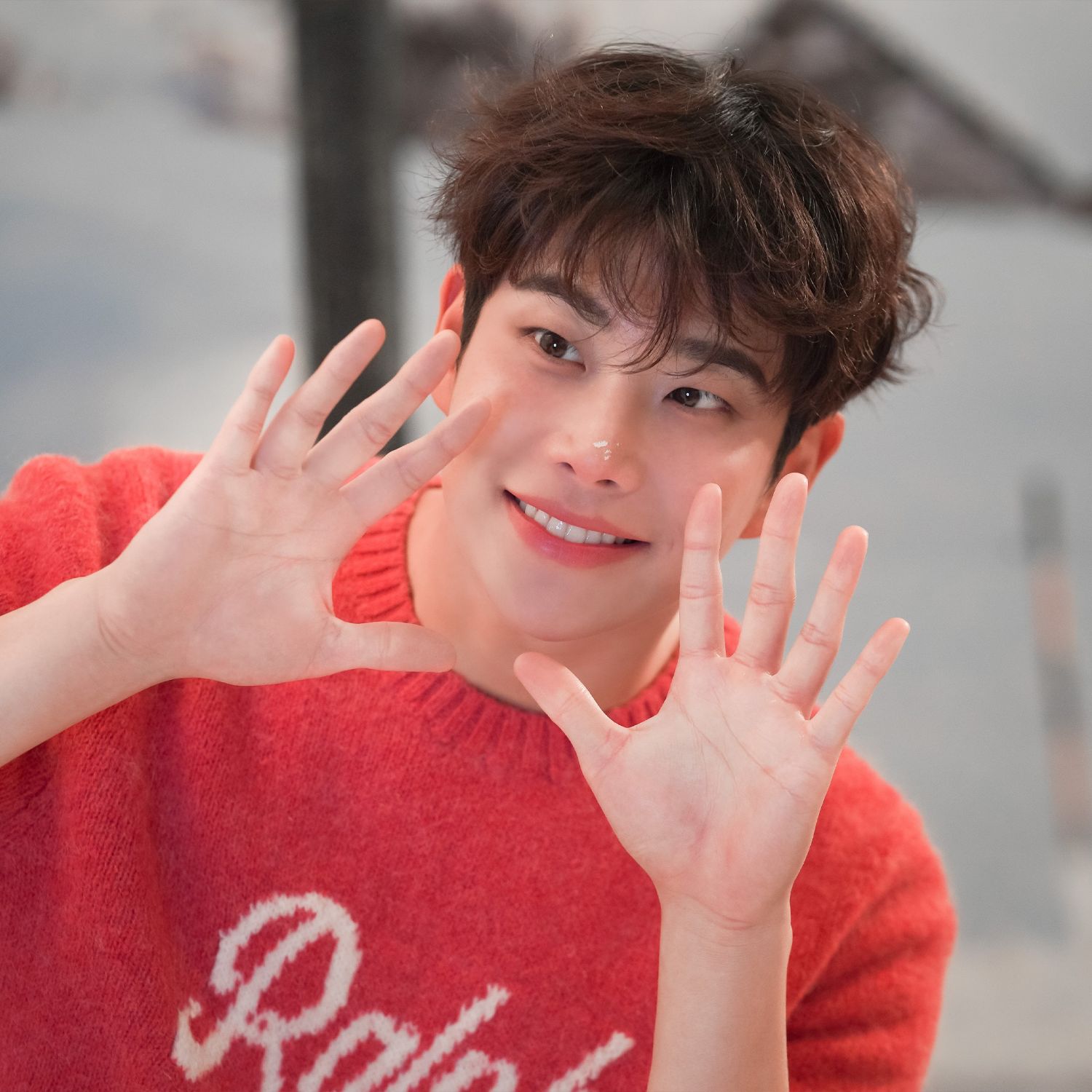 A moment captured by a fan of Cha Eunwoo