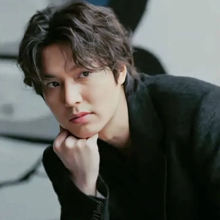 Latest photo of Lee Minho