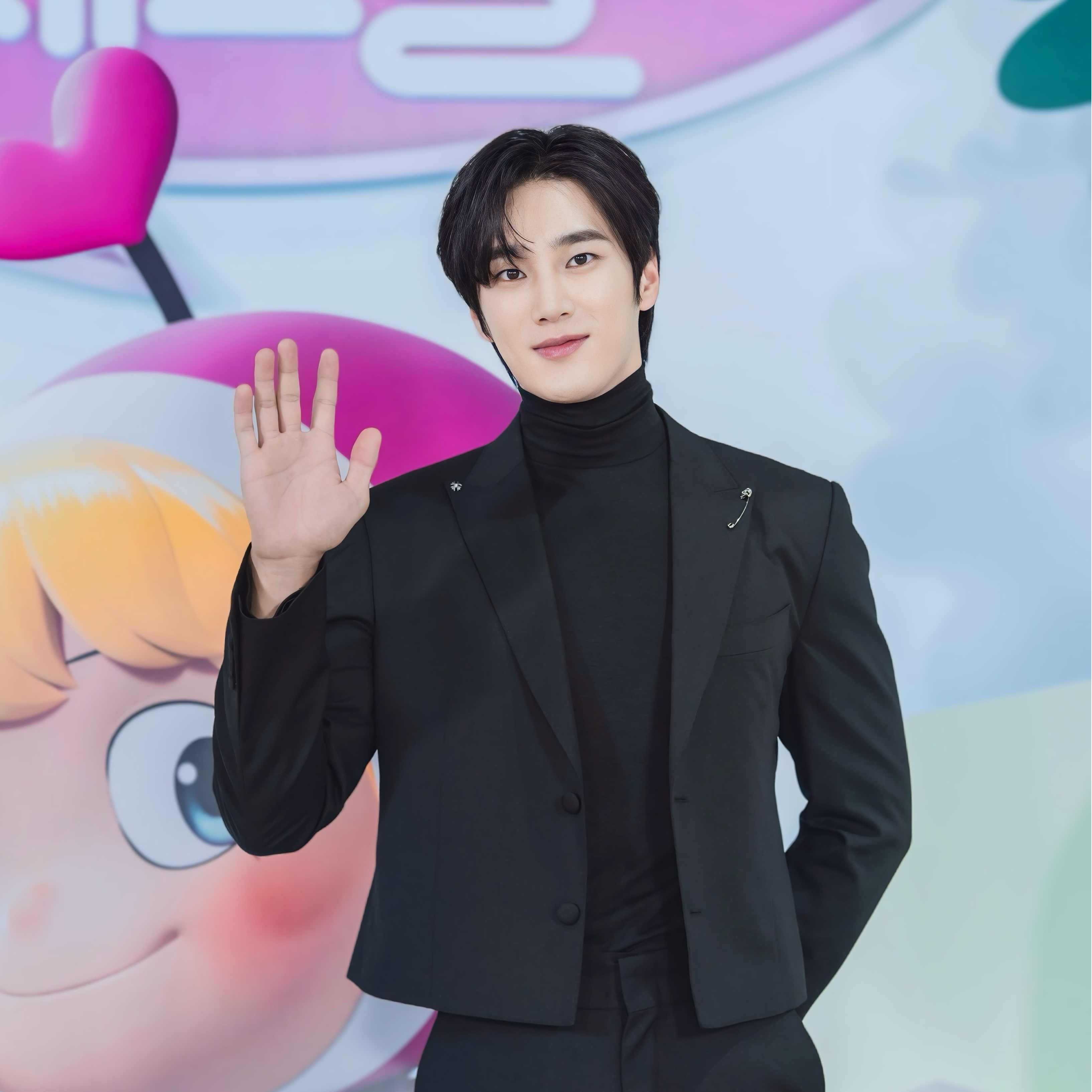 안보현의 비하인드 컷