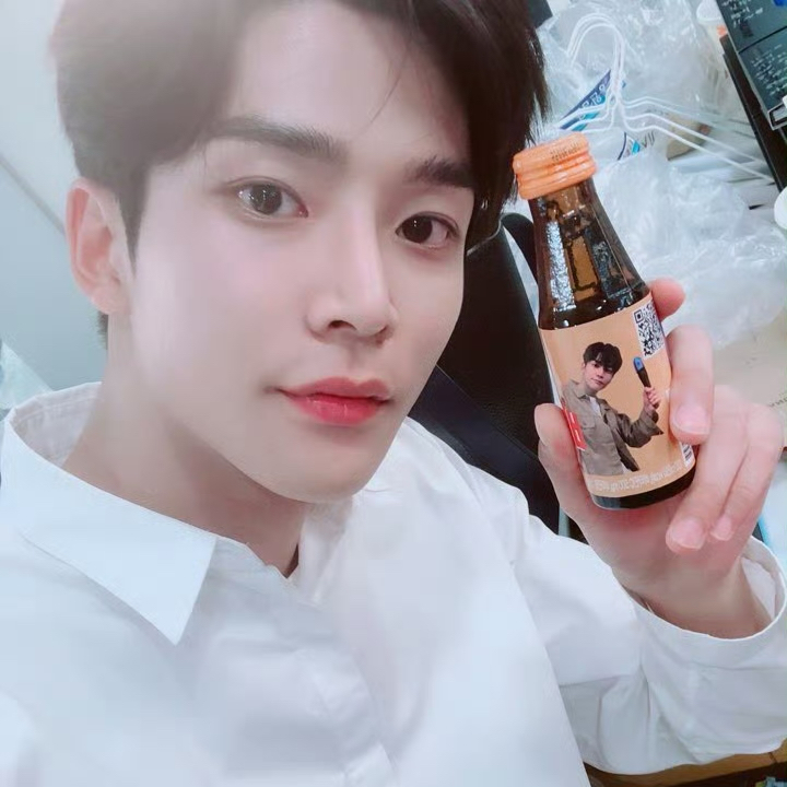 Cuplikan di balik layar dari Rowoon