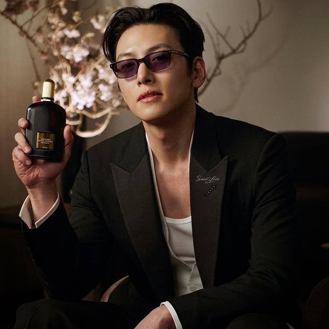 粉丝拍下的池昌旭瞬间