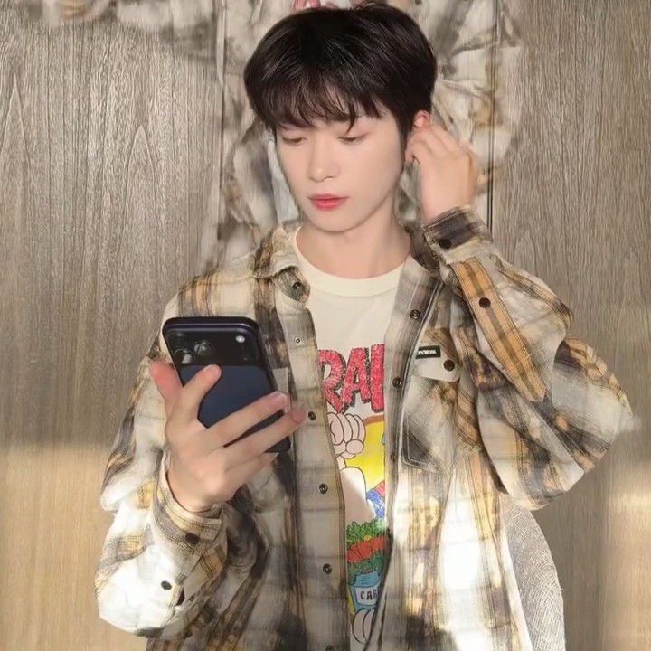 A moment captured by a fan of Zi Yu