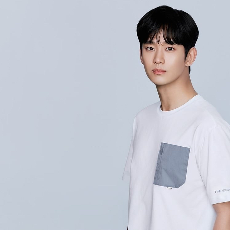 キム・スヒョンの最近の活動ショット