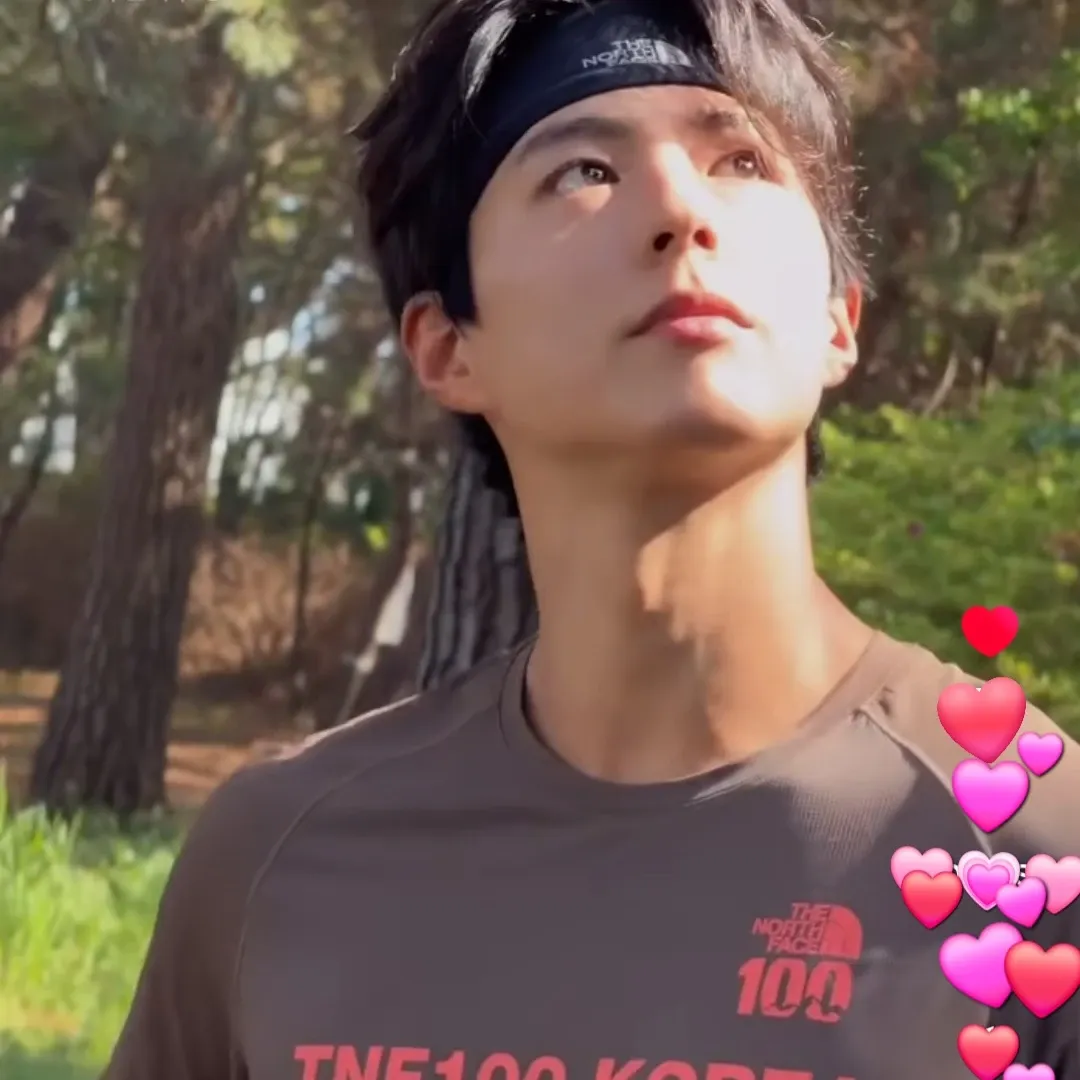 Latest photo of Park Bogum