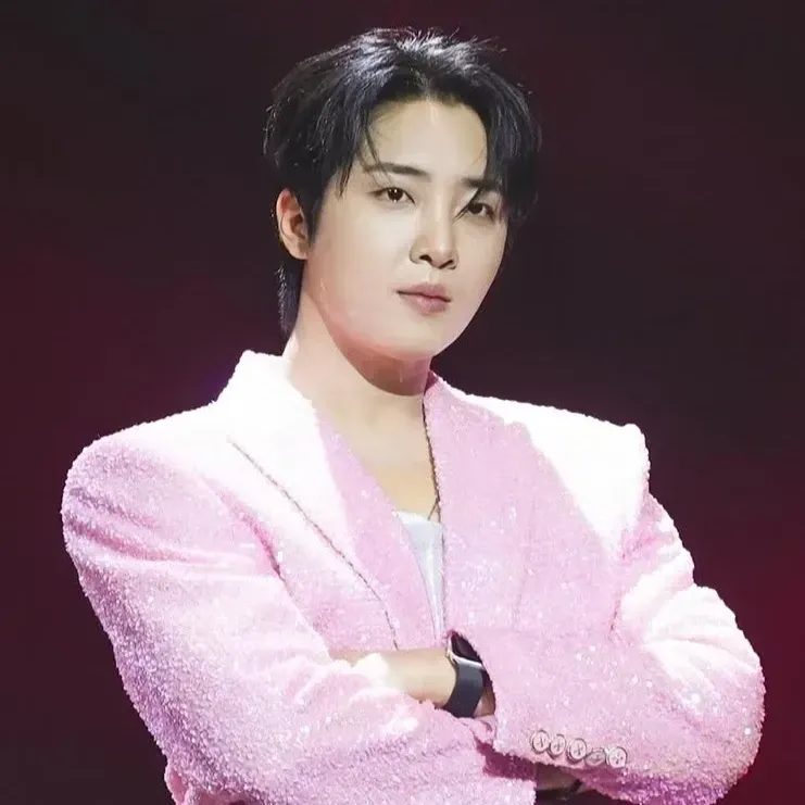 Behind-the-scenes cut of Hwang Yunsung