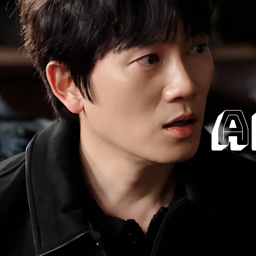 Recent activity shot of Ji Sung