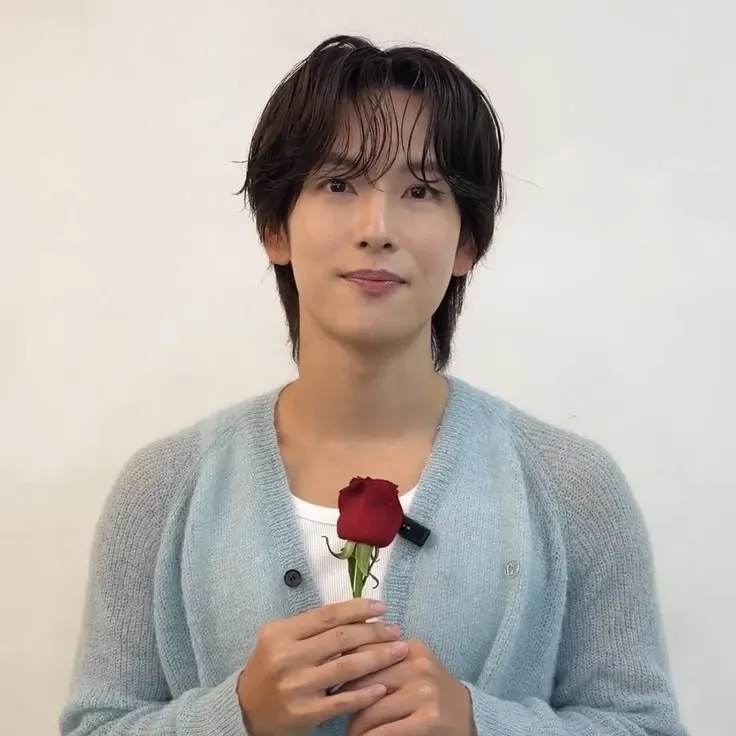 Recent activity shot of Yim Siwan
