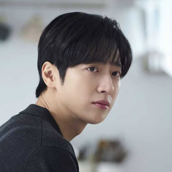 Latest photo of Lee Sangyeob