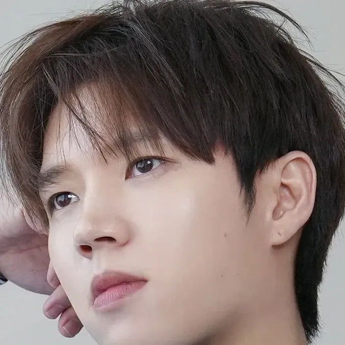Behind-the-scenes cut of Nam Woohyun