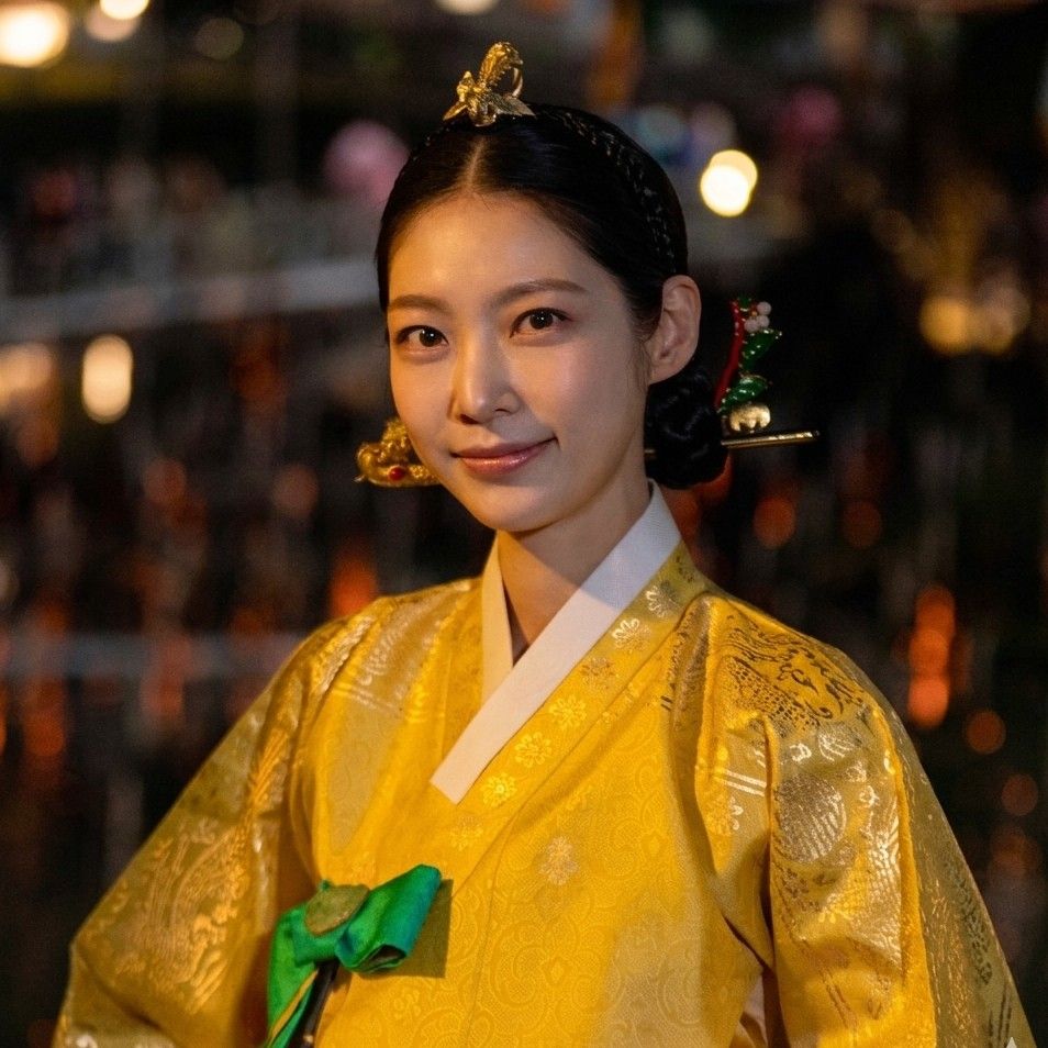 Recent activity shot of Gong Seungyeon