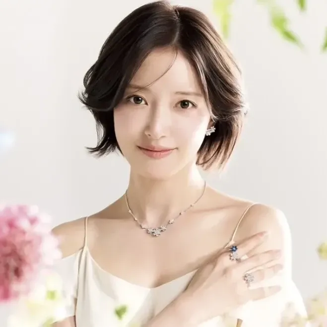 Recent activity shot of Lee Seyoung