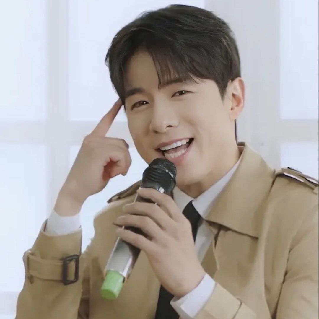 粉絲拍下的羅泰柱瞬間