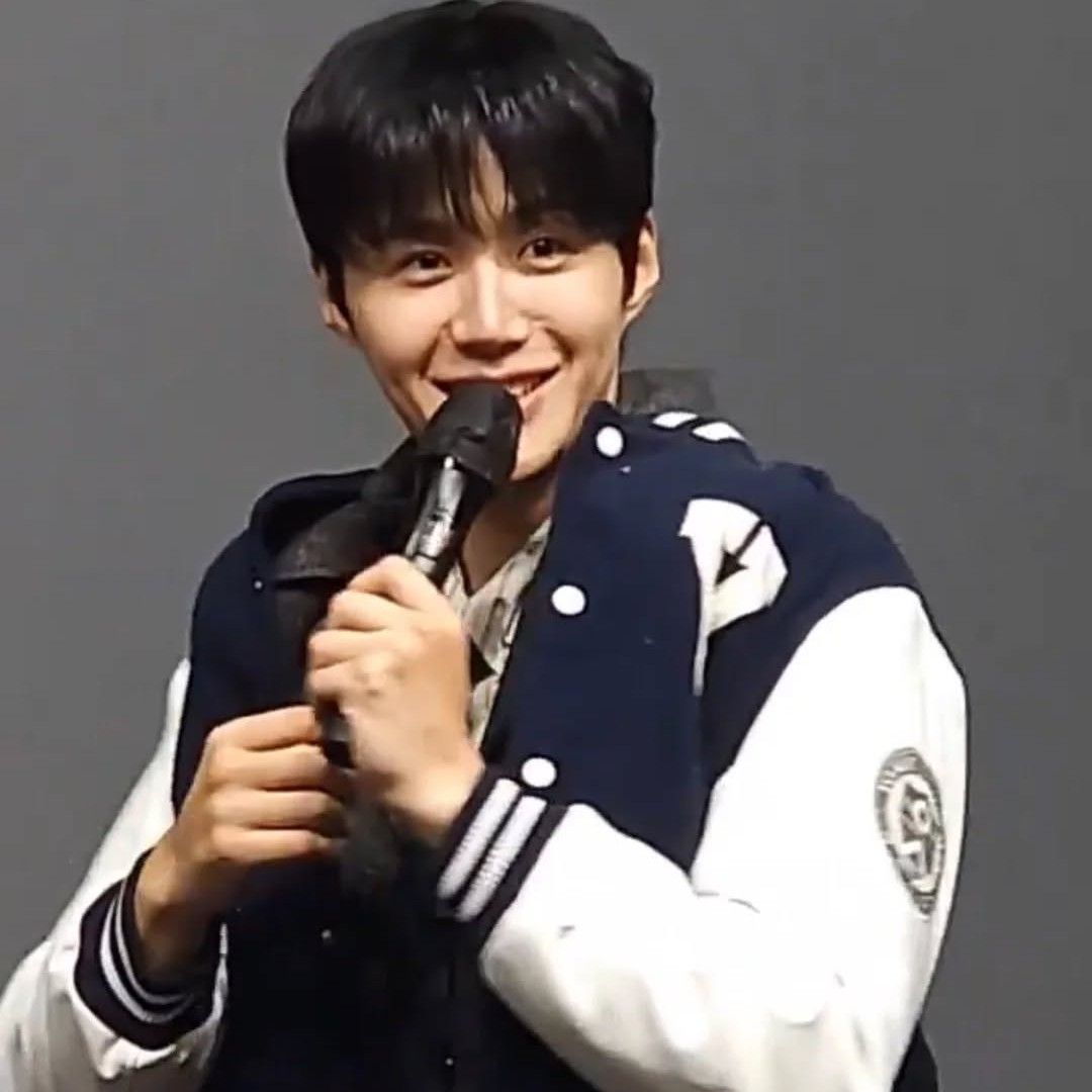 Recent activity shot of Kim Seonho