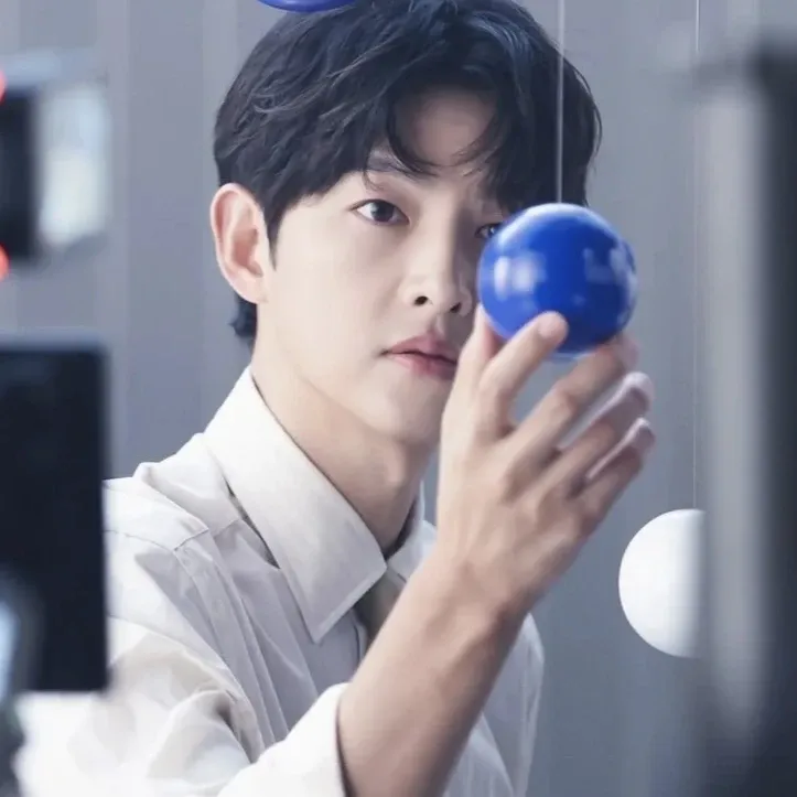 宋钟基的最新照片