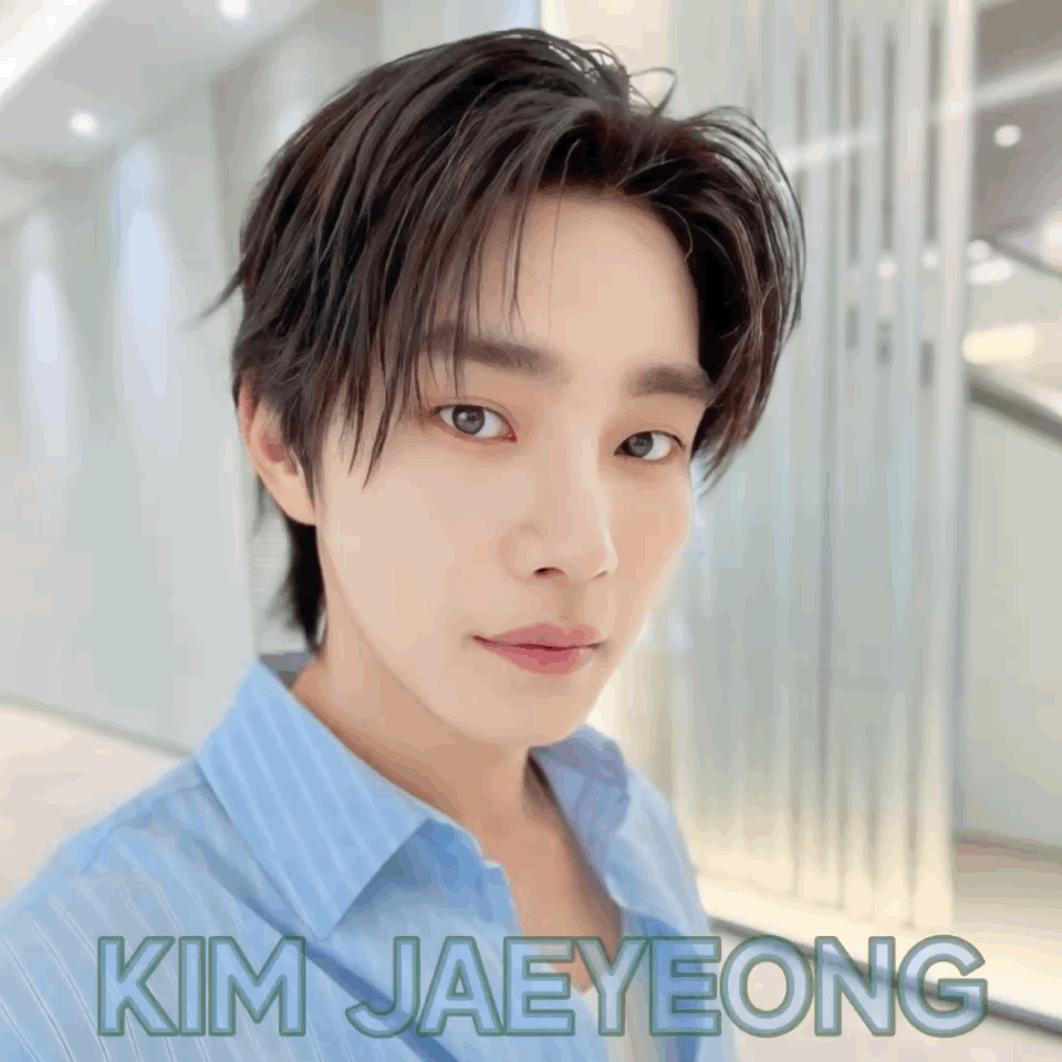 Behind-the-scenes cut of Kim Jaeyoung