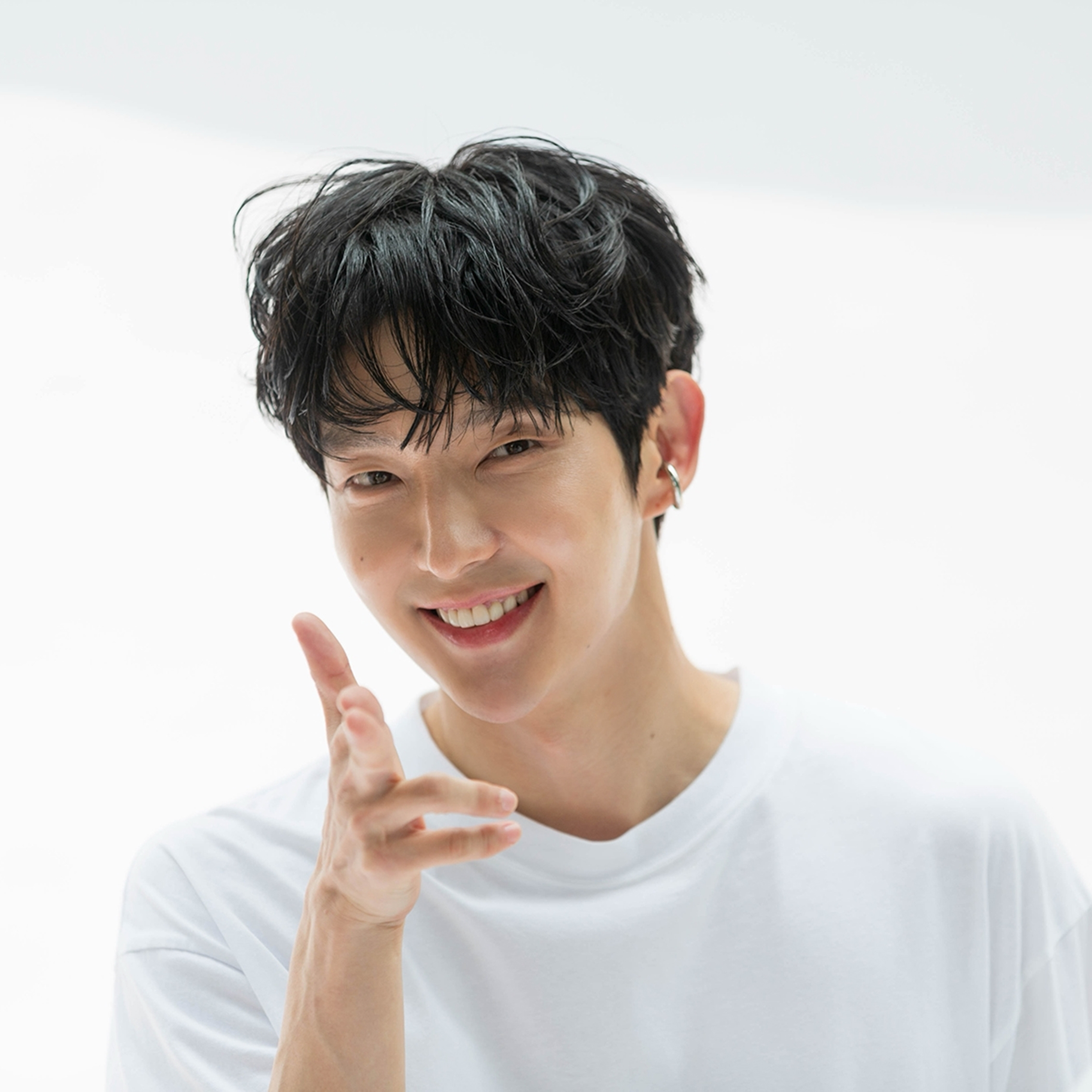 Recent activity shot of Lee Joongi