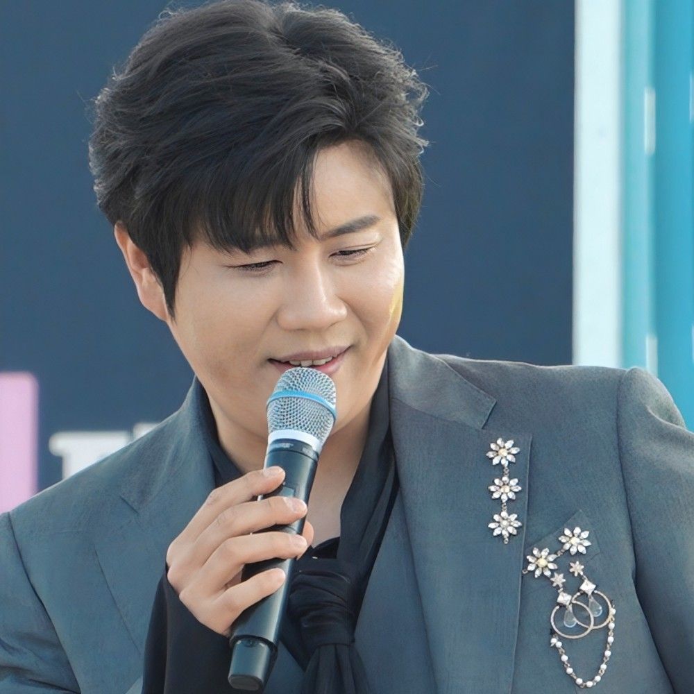 チン・ヘソンの最新写真