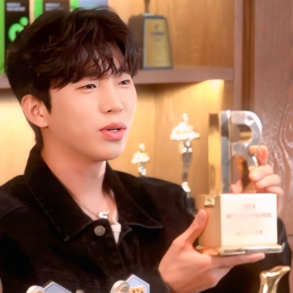 임영웅의 최신 사진