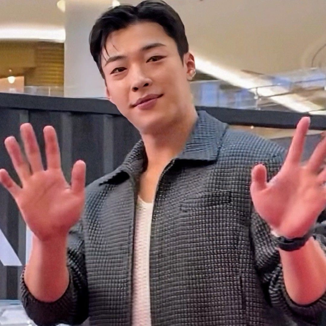 Behind-the-scenes cut of Woo Dohwan