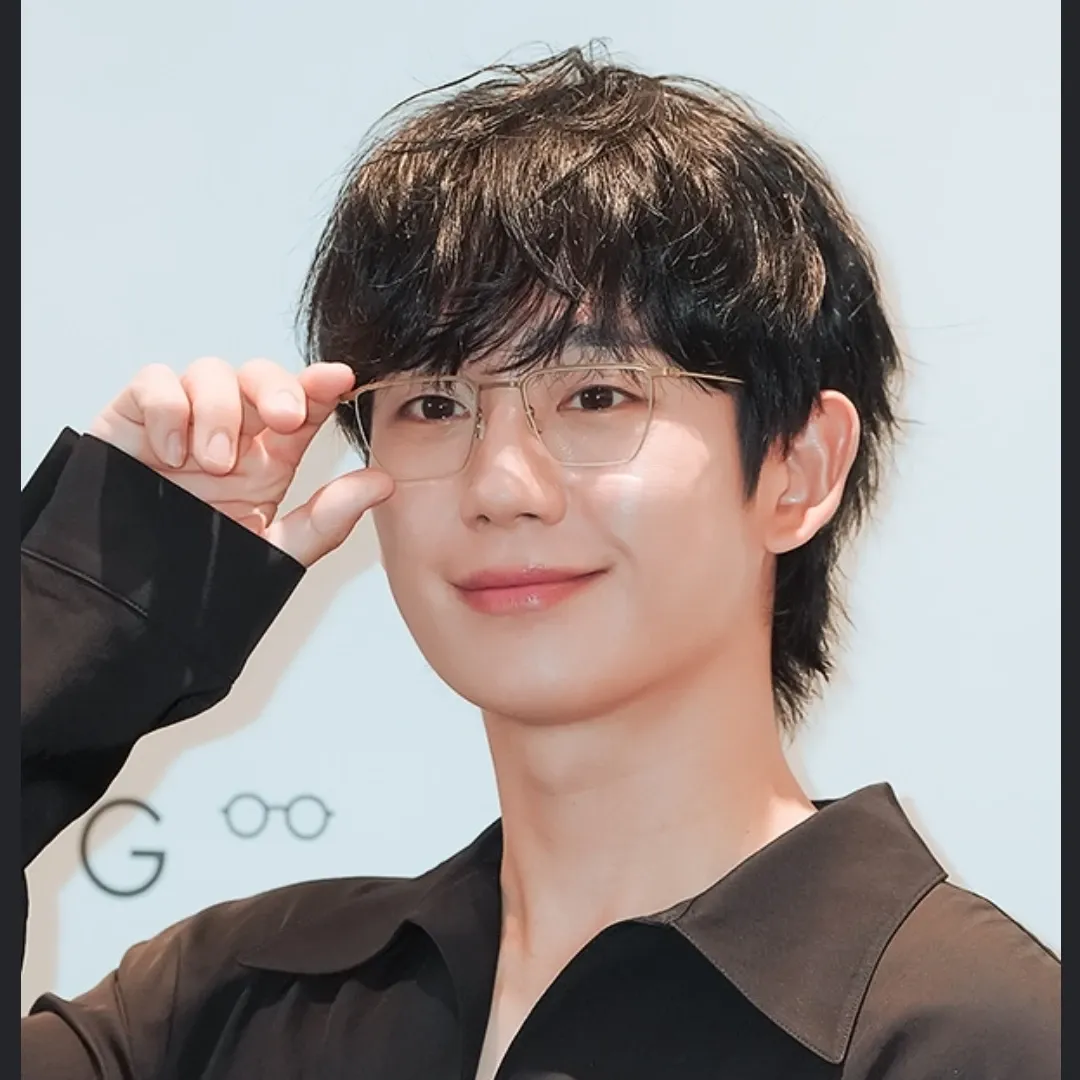 Recent activity shot of Jung Haein