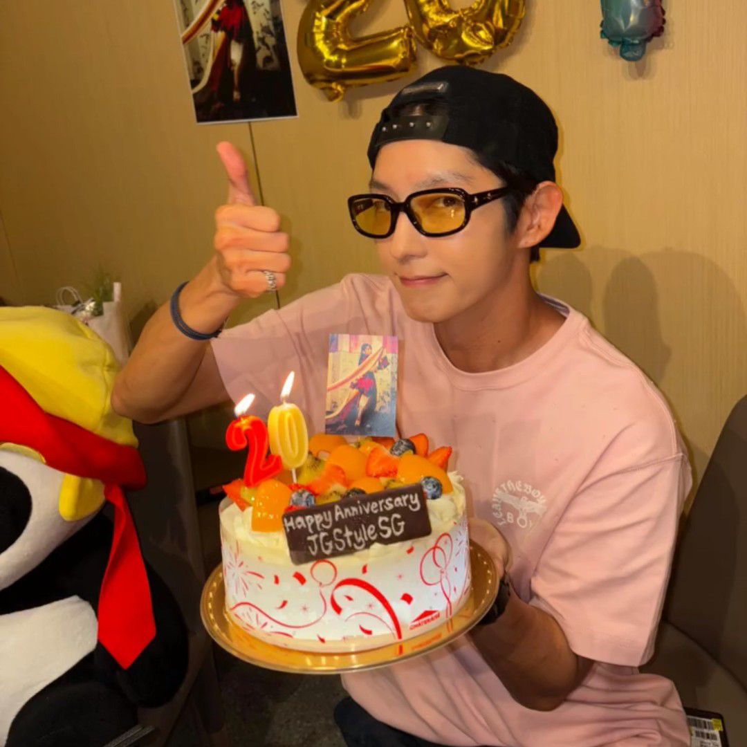 Latest photo of Lee Joongi