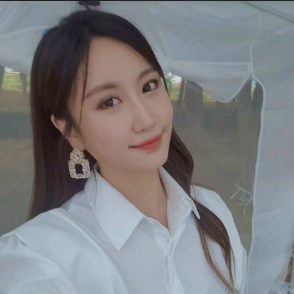 A moment captured by a fan of Gu Sukyung