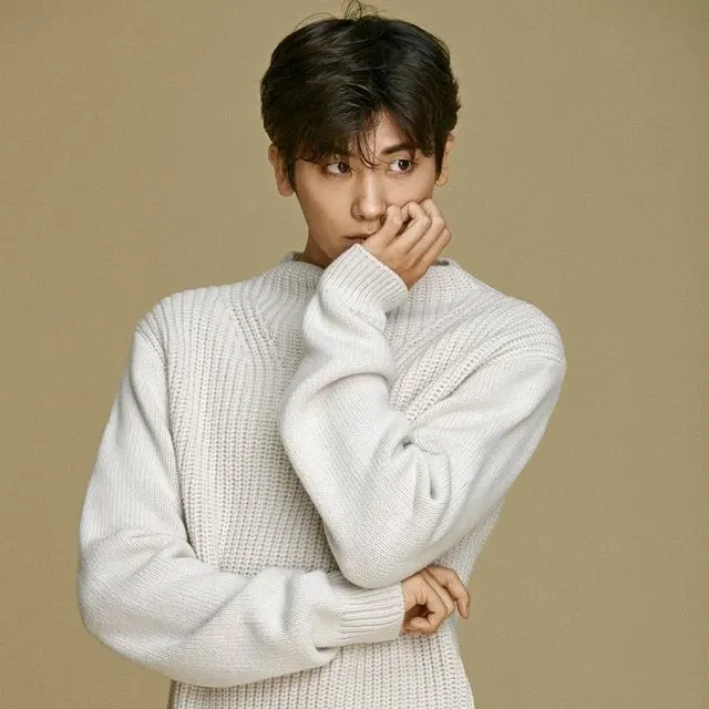 Latest photo of Park Hyungsik