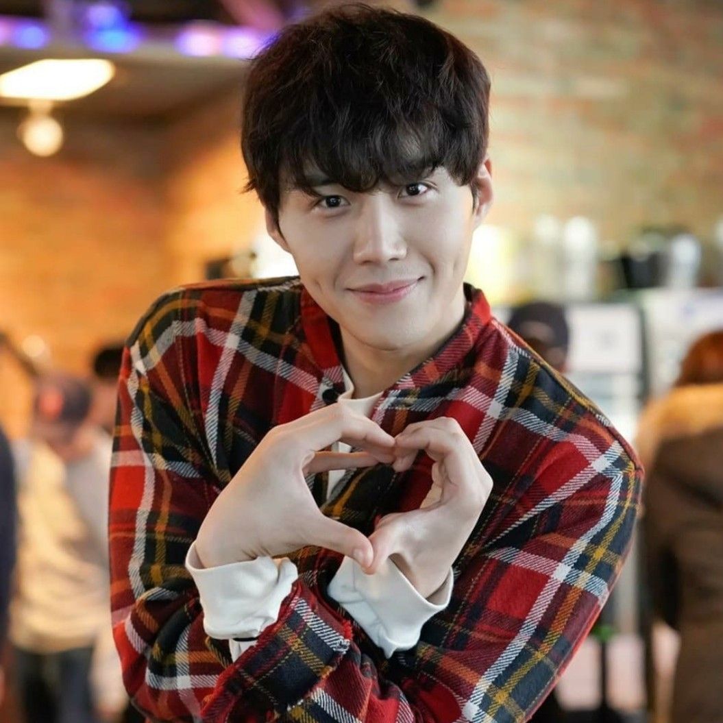 Momen yang diabadikan oleh penggemar Kim Seonho