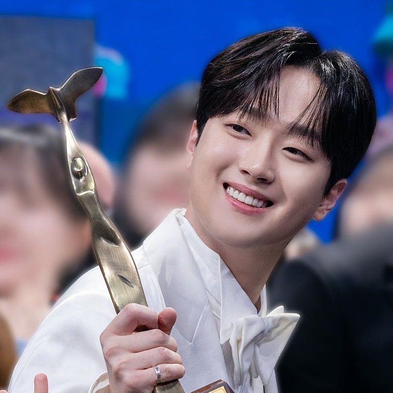 Cuplikan di balik layar dari Lee Chanwon