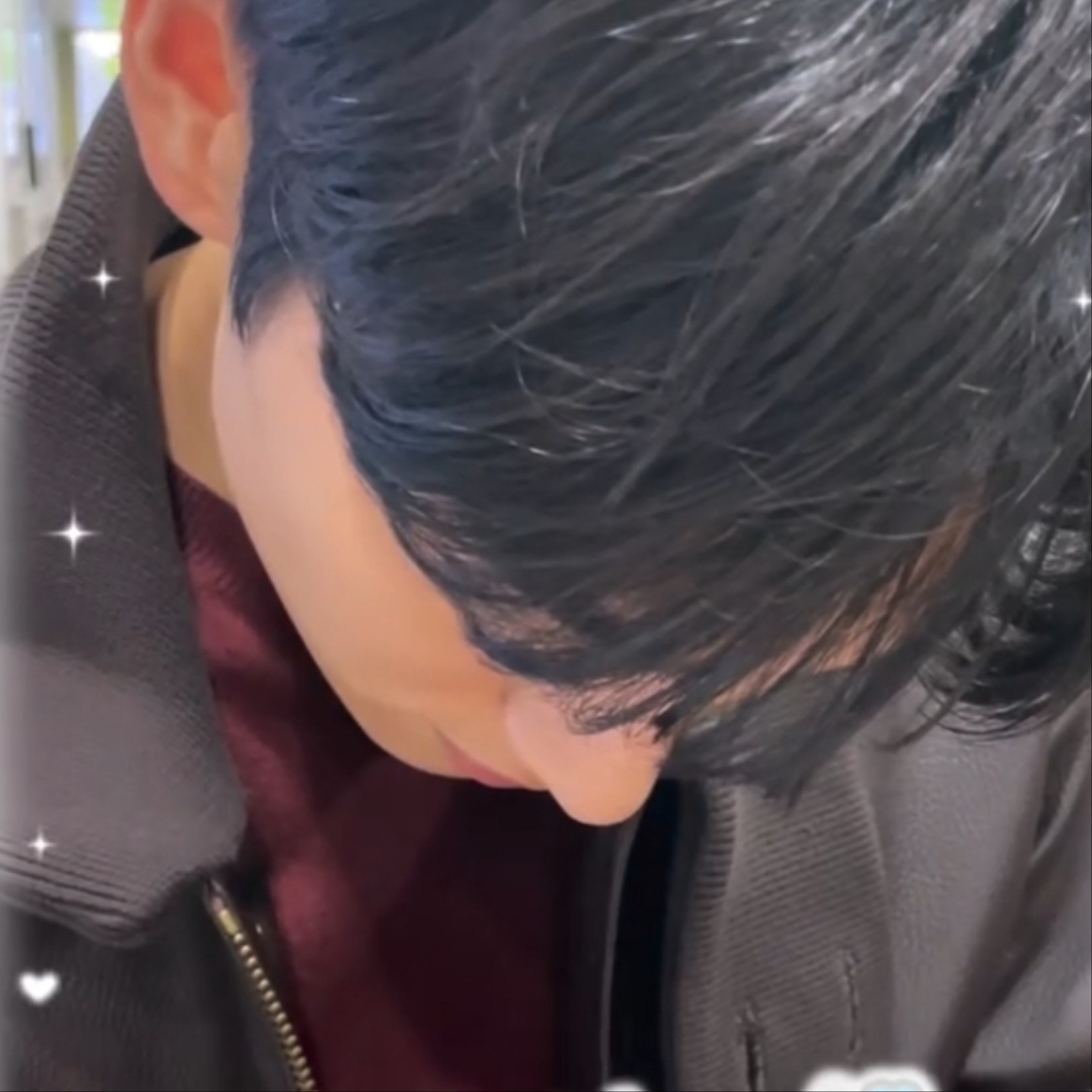 Behind-the-scenes cut of Hong Mingi