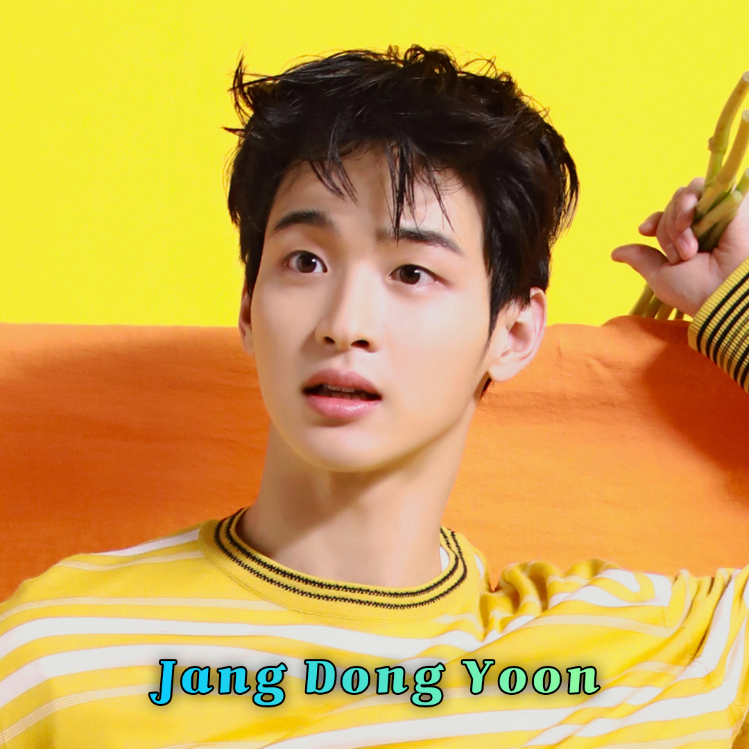 A moment captured by a fan of Jang Dongyoon